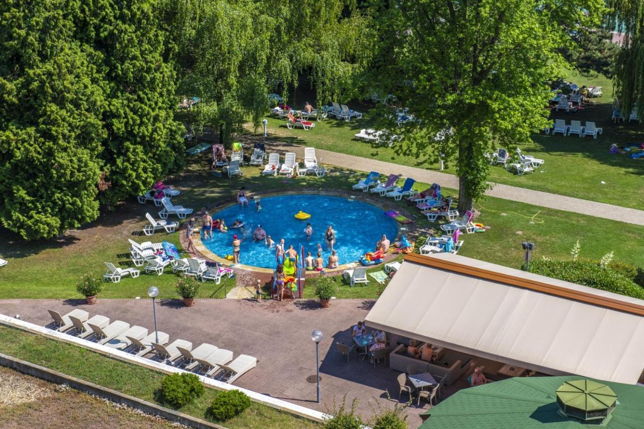 Hotel Club Tihany Eksteriør bilde