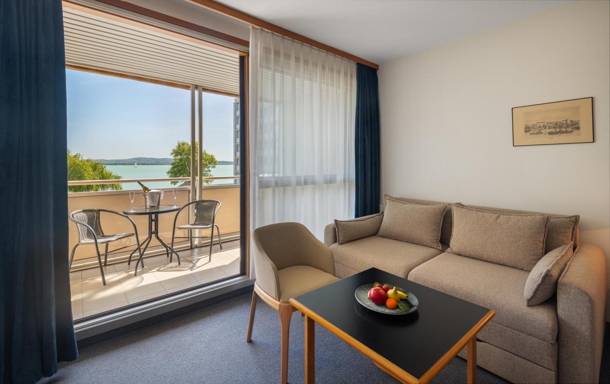 Hotel Club Tihany Eksteriør bilde