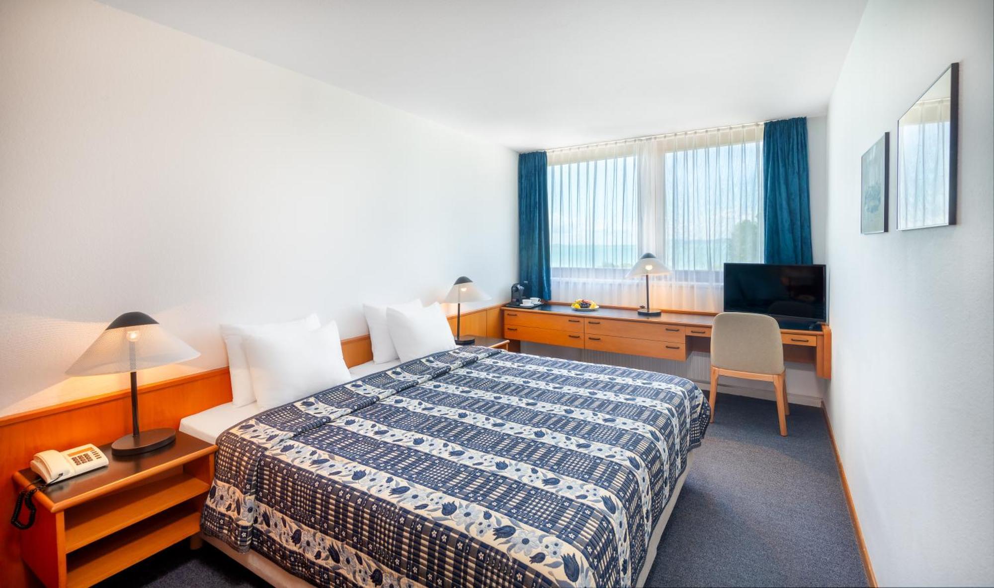 Hotel Club Tihany Eksteriør bilde