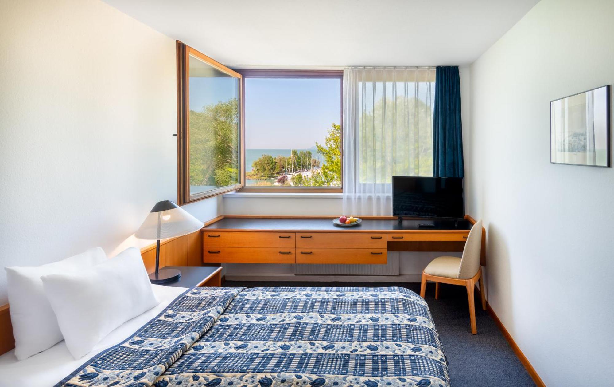 Hotel Club Tihany Eksteriør bilde